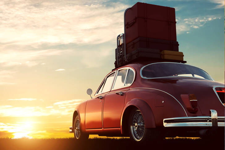 Tampilan belakang mobil retro