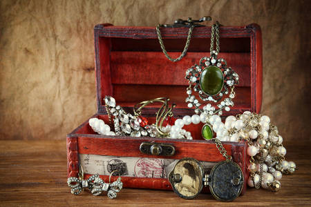 Vintage jewelry in a jewelry box