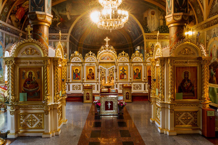 クラスノゴルスク修道院の内部