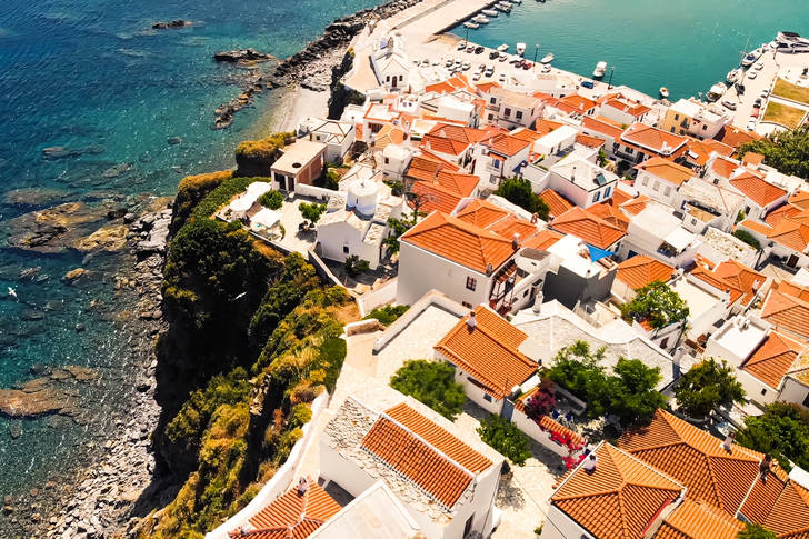 Blick auf die Häuser von Skopelos