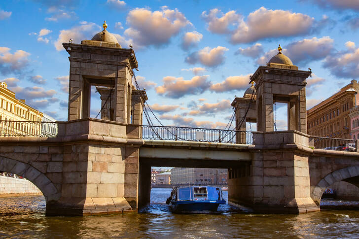 Lomonosov-Brücke, St. Petersburg