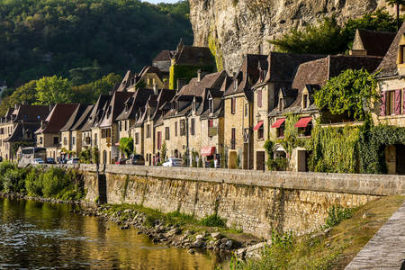 The town of La Roque-Gageac