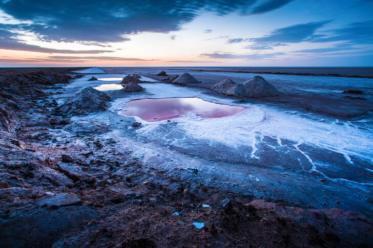 Apus de soare pe Lacul El Jerid