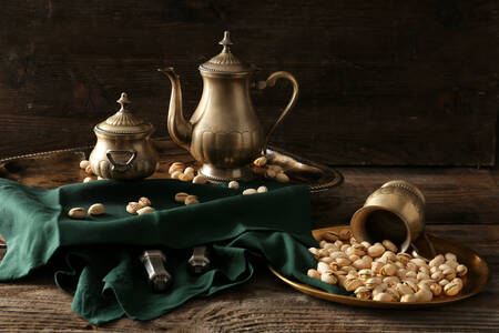 Copper service and pistachios