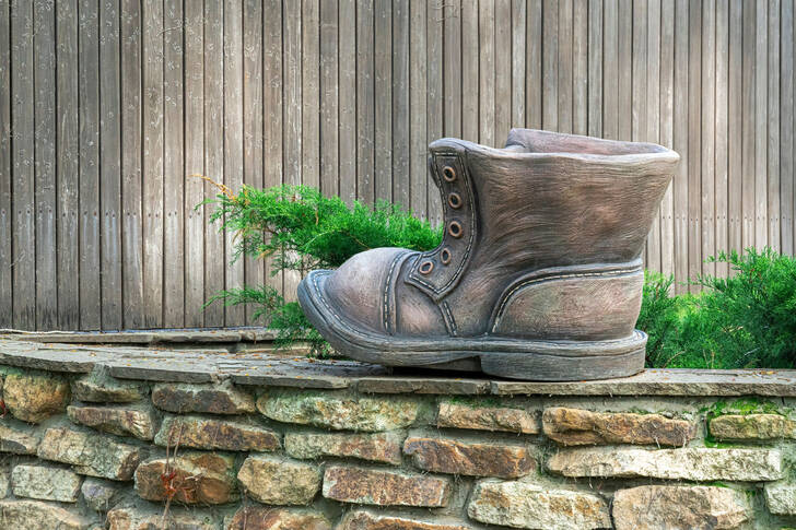 Shoe sculpture