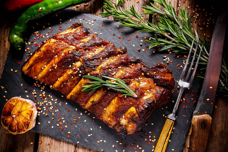 Barbecue pork ribs