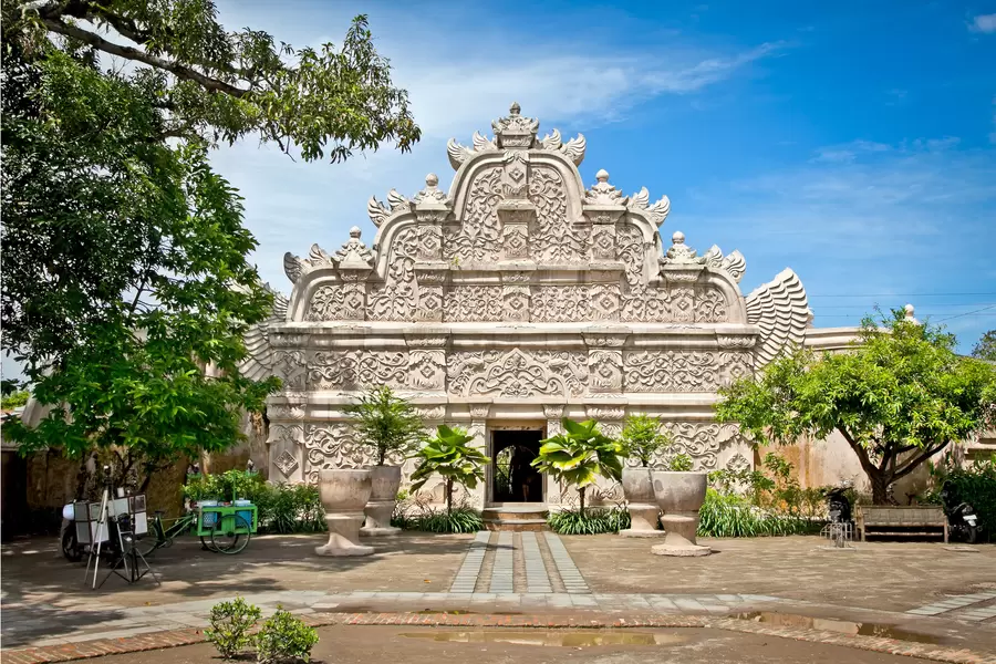 Wejście do Taman Sari