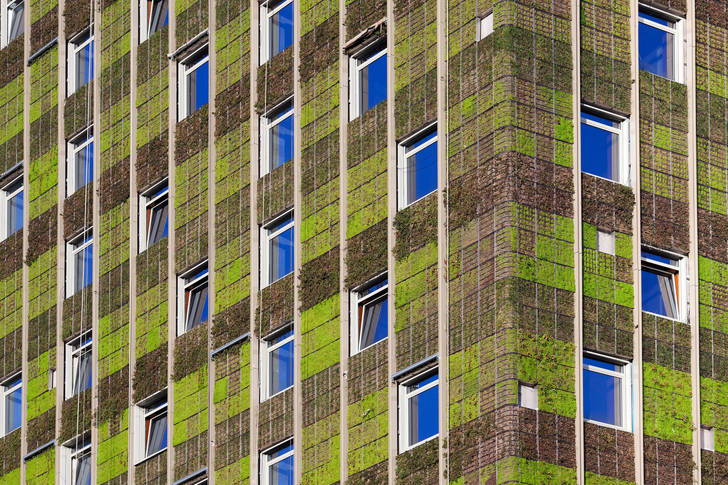 Building with "green walls" in Santiago