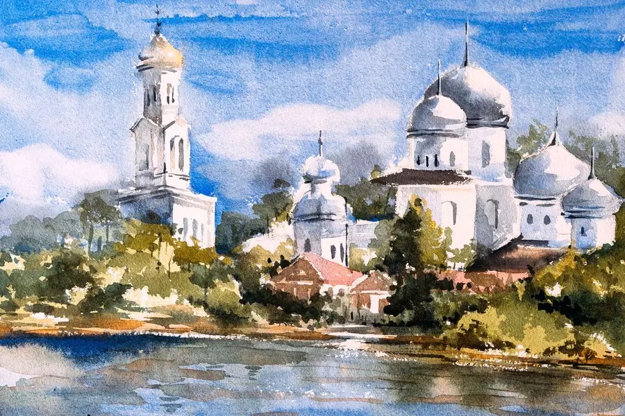 Templo en la orilla del río