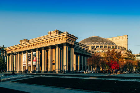 Novosibirsk Devlet Akademik Opera ve Bale Tiyatrosu