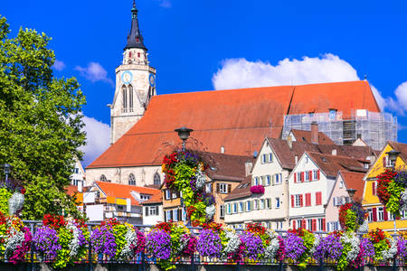 Kolorowe miasto Tubingen