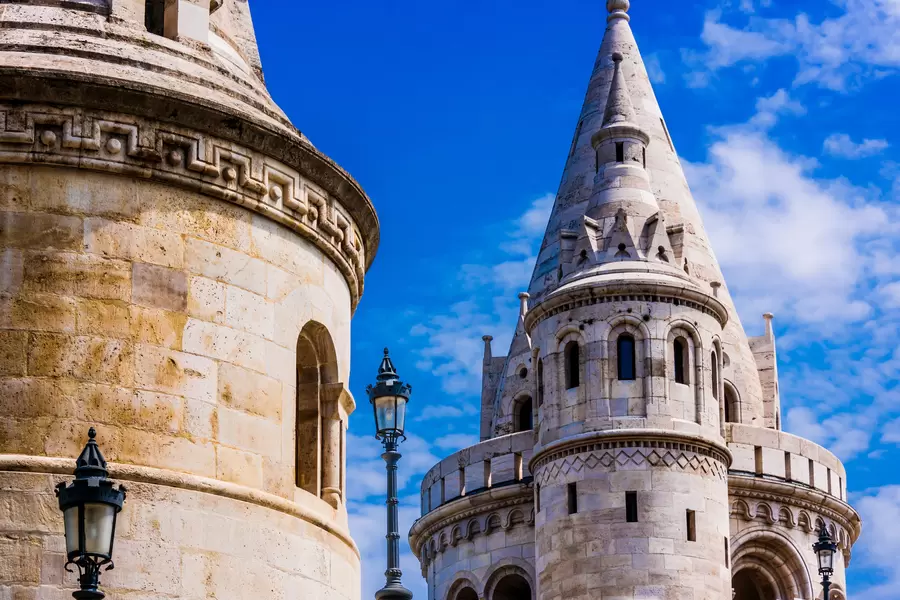 Menara Bastion Nelayan di Budapest