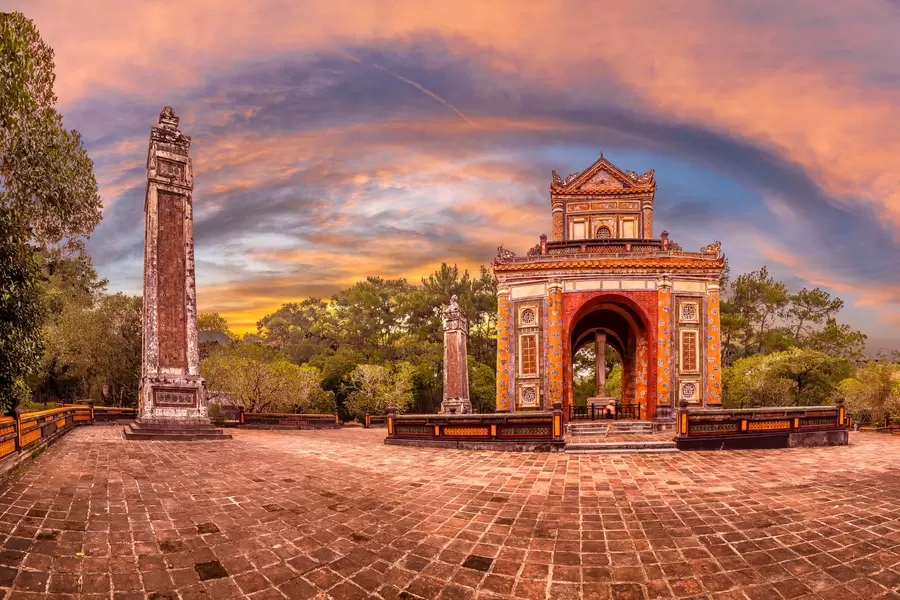 Mausoleum Kaisar Tu Duc