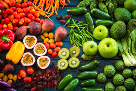 Várias frutas e legumes