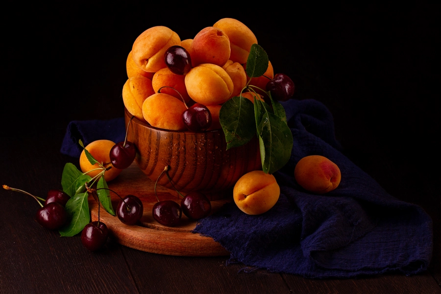 Abricots et cerises