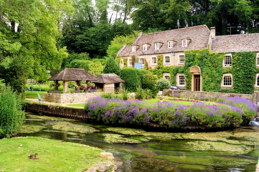 Satul Bibury