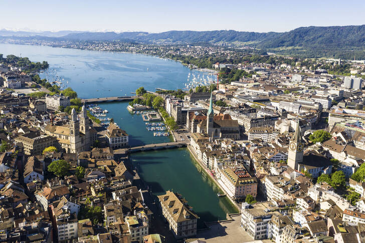 Udsigt over centrum af Zürich