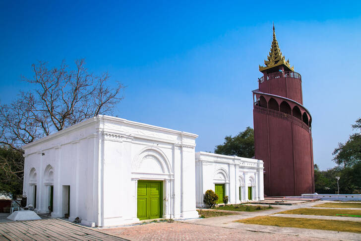Torre de vigilancia del Palacio Real de Mandalay