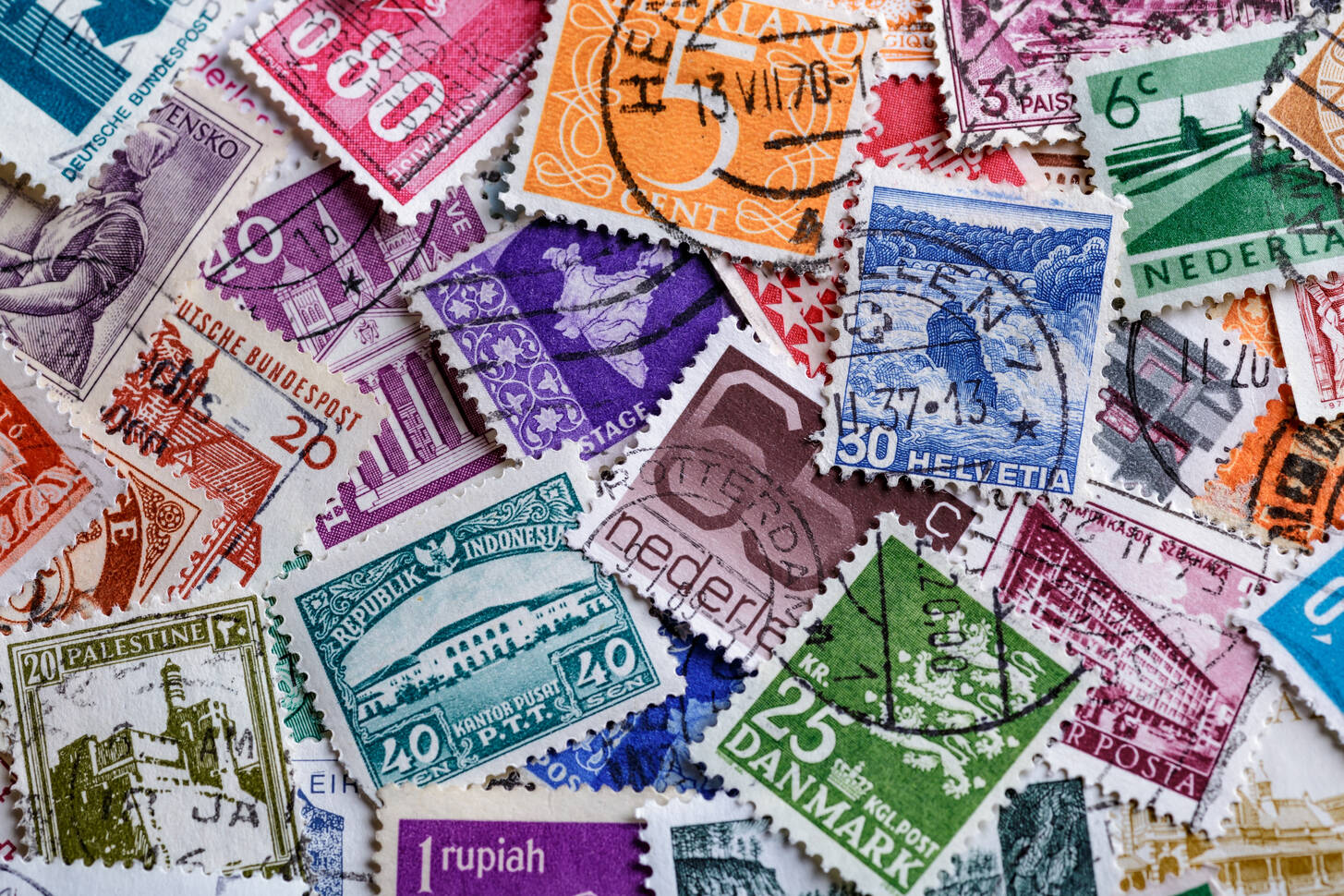 Rare postage stamps Jigsaw Puzzle (Other, Collecting) Puzzle Garage