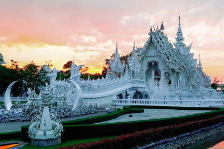 Bijeli hram Wat Rong Khun