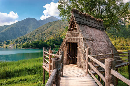 Museum rumah panggung di Danau Ledro