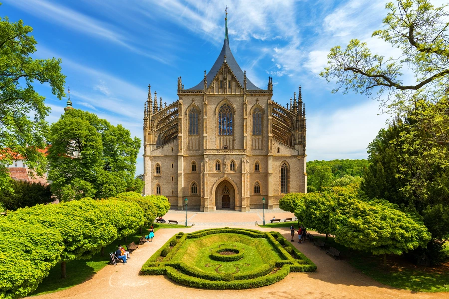 Katedral Santa Barbara di kota Kutná Hora