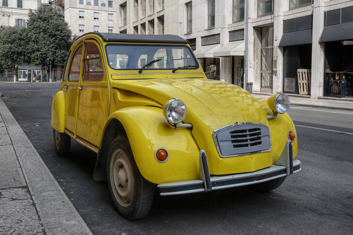 Retro auto