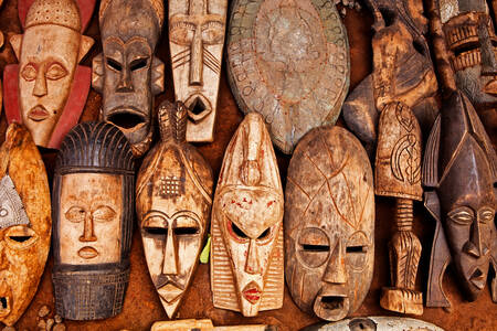 Maschere artistiche dell'Africa occidentale