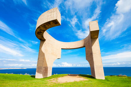 Monumentet "Elogio del Horizonte" i Gijón