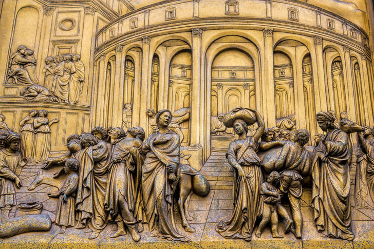 Relief pe Porțile Paradisului din Florența