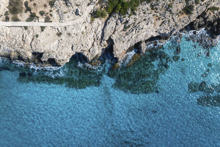 Limassol sziklás tengerpartja