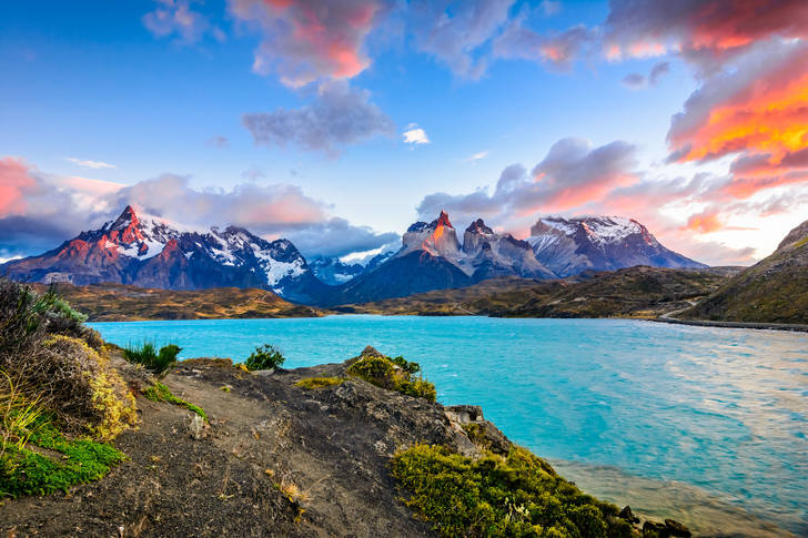 Lake Peoe in Torres del Paine