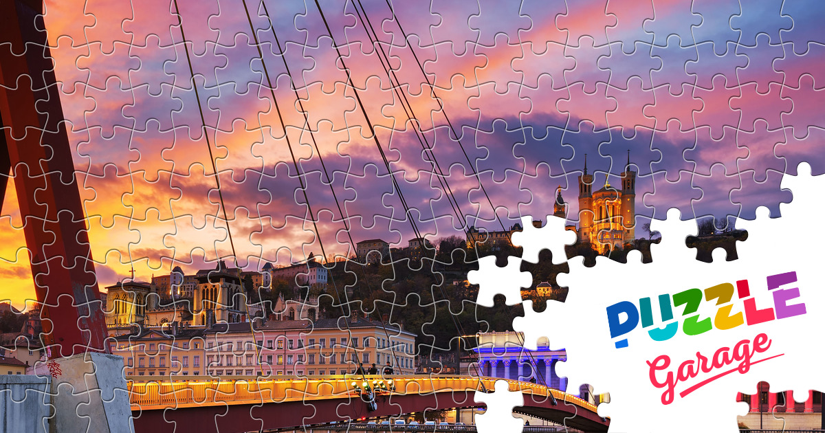 Pedestrian bridge on the Saone river in Lyon Jigsaw Puzzle (Countries, France) Puzzle Garage