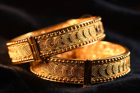 Bracelets dorés