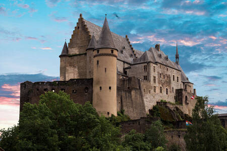 Zamek Vianden w Luksemburgu