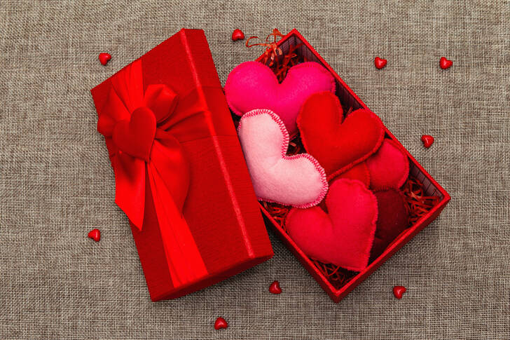 Box with hearts