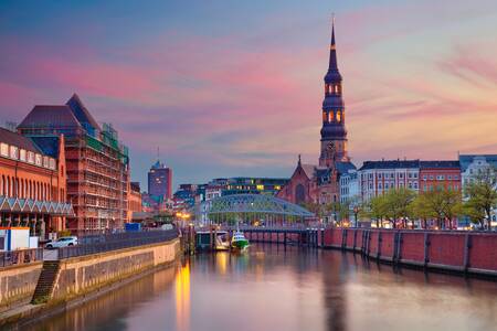 Hamburg-Speicherstadt tokom prelepog zalaska sunca
