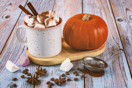 لاتيه اليقطين مع المارشميلو