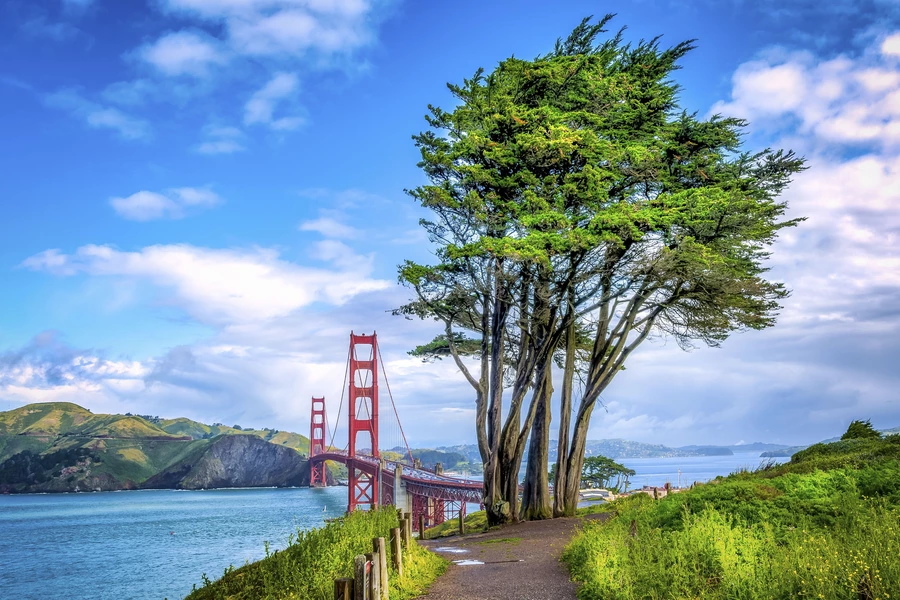 Pohled na most Golden Gate v San Francisku