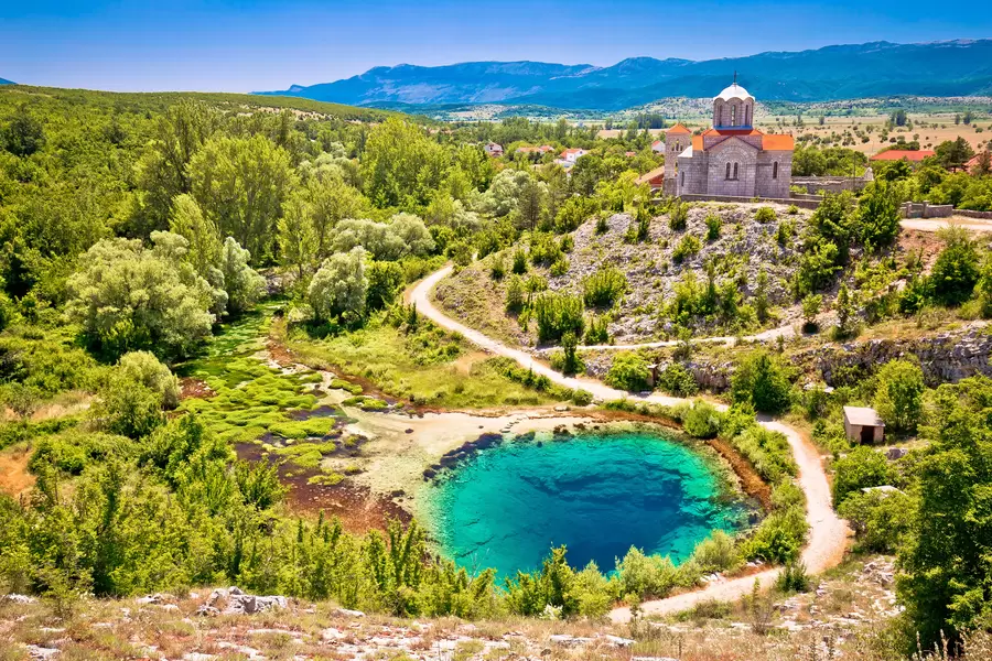 De bron van de Cetina-rivier