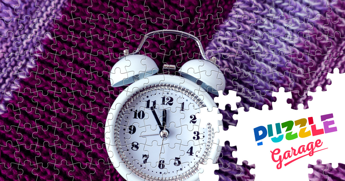 White alarm clock Jigsaw Puzzle (Stuff, Watches) Puzzle Garage