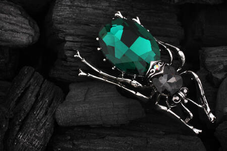 Brooch-beetle with precious stones