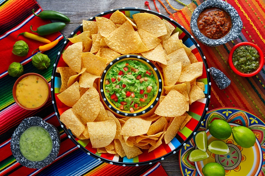 Guacamole y nachos