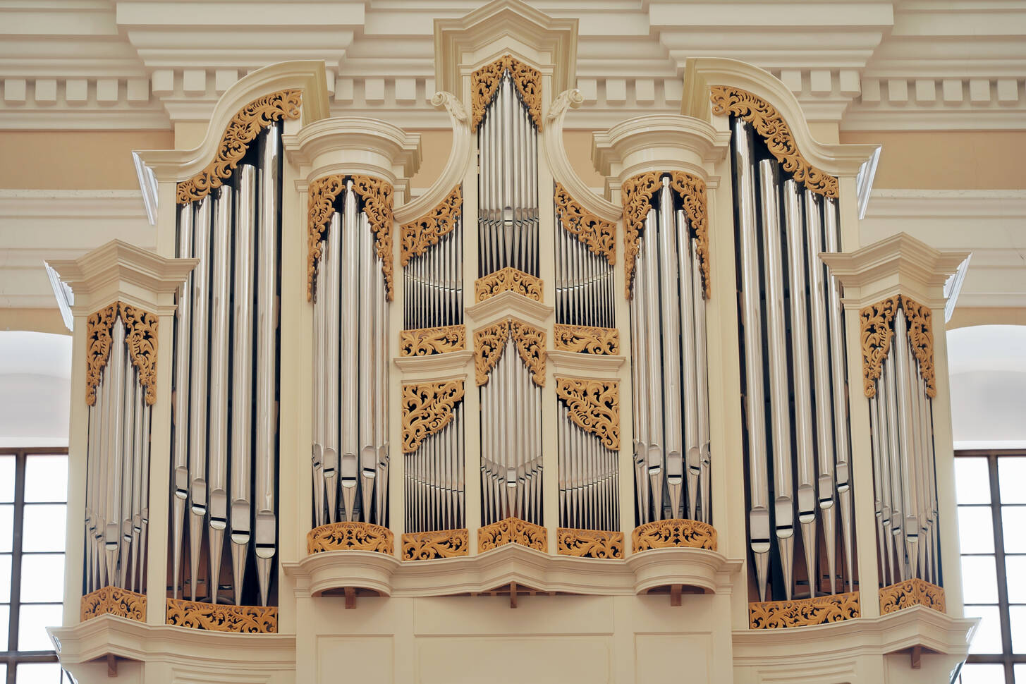 Organ in St. Casimir's Church Jigsaw Puzzle (Countries, Lithuania