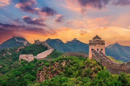 A Grande Muralha da China ao pôr do sol