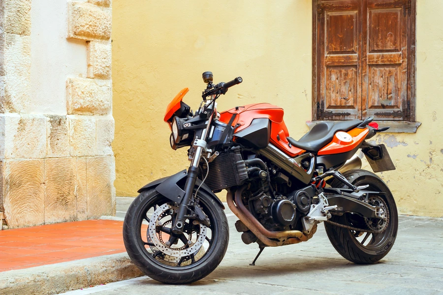 Motocykl na ulicy