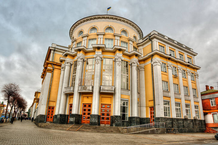 L'edificio del Consiglio regionale a Vinnytsia