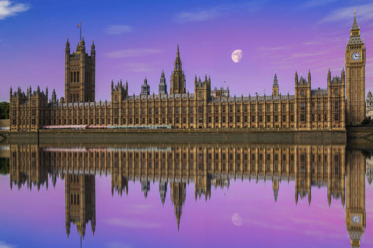 ロンドンのウェストミンスター宮殿