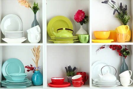 Dishes of different colors