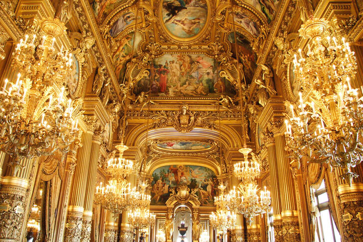 Velké foyer v Opera Garnier